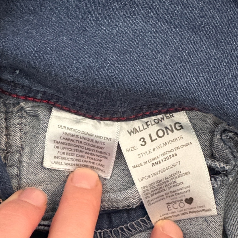 Wallflower Women's Dark Blue The Sassy High-Rise Skinny Jeans Size 3 Long - Picture 6 of 11